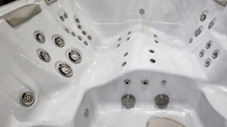 Гидромассажный спа бассейн Hydropool Self Cleaning 790 Platinum